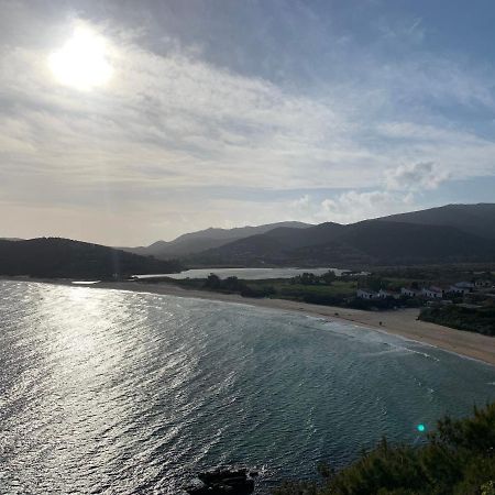 Casa Vacanza V&G Domus De Maria Bagian luar foto